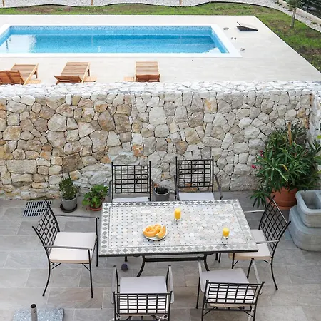 Holiday home Cozy In Tribalj With Kitchen Tribalj (Primorsko-Goranska)